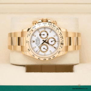 Oyster bracelet clasp detail on yellow gold Daytona m116503