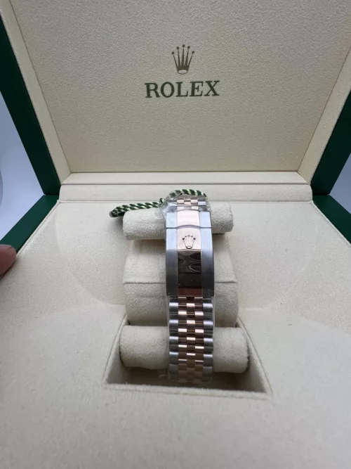 Replica Rolex Datejust 36 mm Chocolate Dial 126231 - Best shop to buy a Fake Rolex