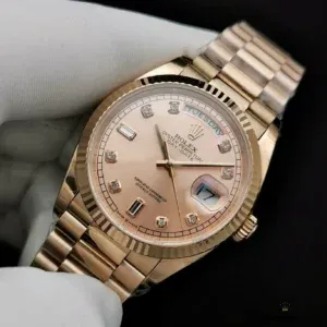 Wrist shot of the 128238 rose gold dial in natural lighting