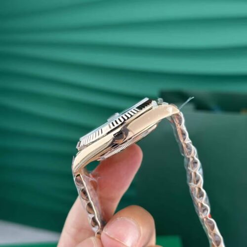 Replica Rolex Day-Date 40 mm Slate Ombre Dial 228235 - Best shop to buy a Fake Rolex