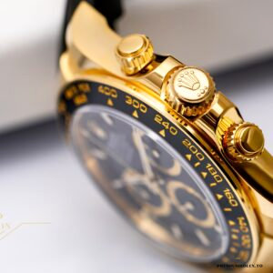 Caseback of 126518LN in yellow gold plating with engraved medallion