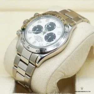 Crown and chronograph pushers on the Daytona 116509 Oystersteel case