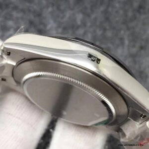 Daytona 116500LN dial at angle showing subdial depth and luminescent markers