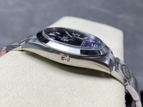 Replica Rolex Explorer 40 mm Black Dial 224270 - Best shop to buy a Fake Rolex