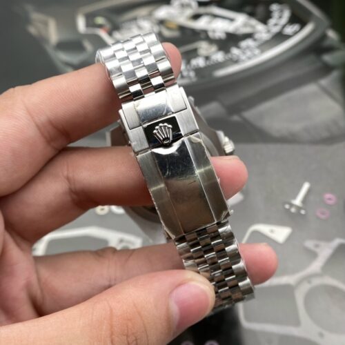 Replica Rolex GMT-Master II 40mm 126710BLRO 