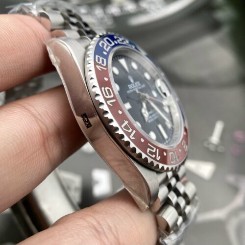 Replica Rolex GMT-Master II 40mm 126710BLRO 