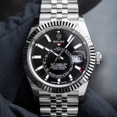 Replica Rolex Sky-Dweller 42 mm Bright black Dial 336934 Jubilee - Best shop to buy a Fake Rolex