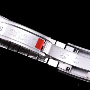 Crown close-up showing screw-down mechanism
