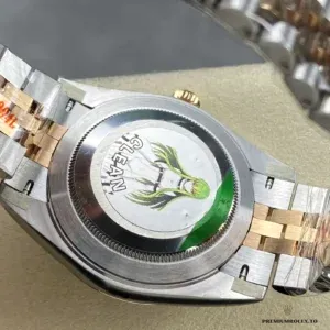 Concealed Crownclasp mechanism on Jubilee bracelet