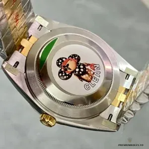 Caseback view of Datejust m126333 in Oystersteel