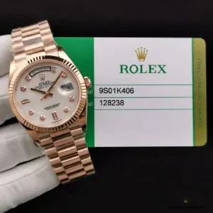 Full President bracelet on Day-Date 128238 with concealed clasp