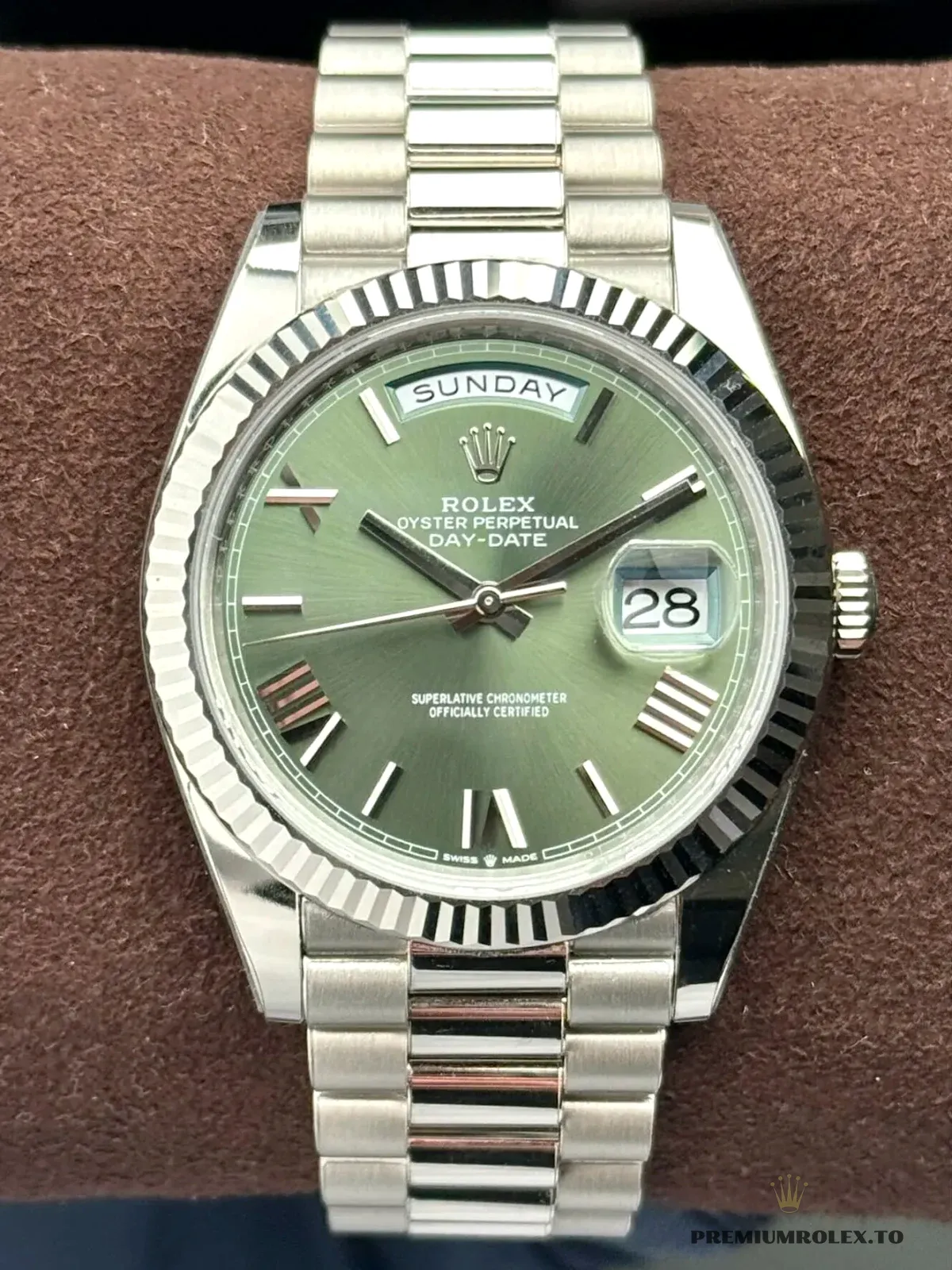 Replica Rolex Day-Date m228238 Green Dial - Image 3
