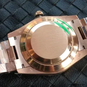 Rolex Day-Date 228238 case thickness and lug detail