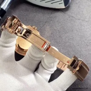 Replica Rolex GMT-Master II rose gold Cyclops lens and date magnification