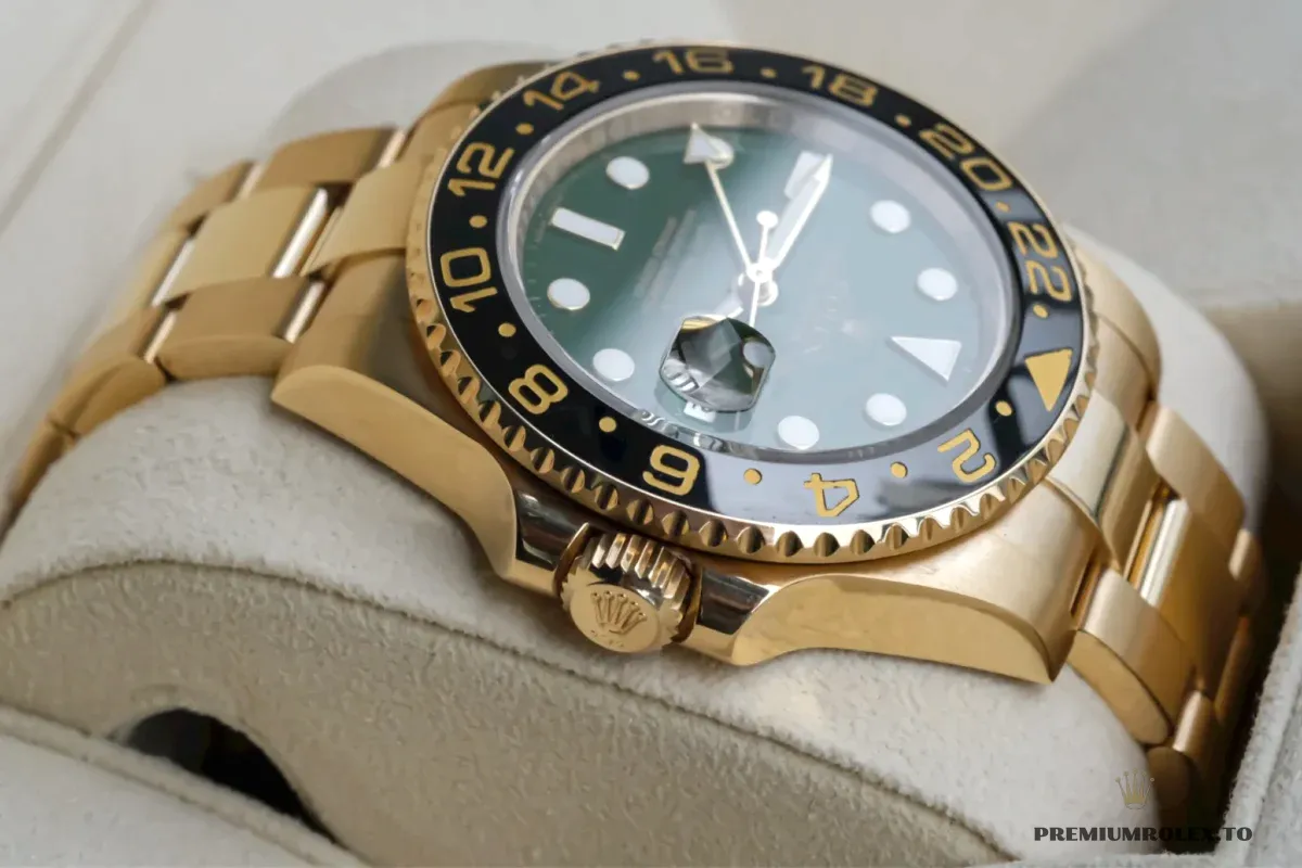 Replica Rolex GMT-Master II 40mm Dial Green 116718GSO - Image 11