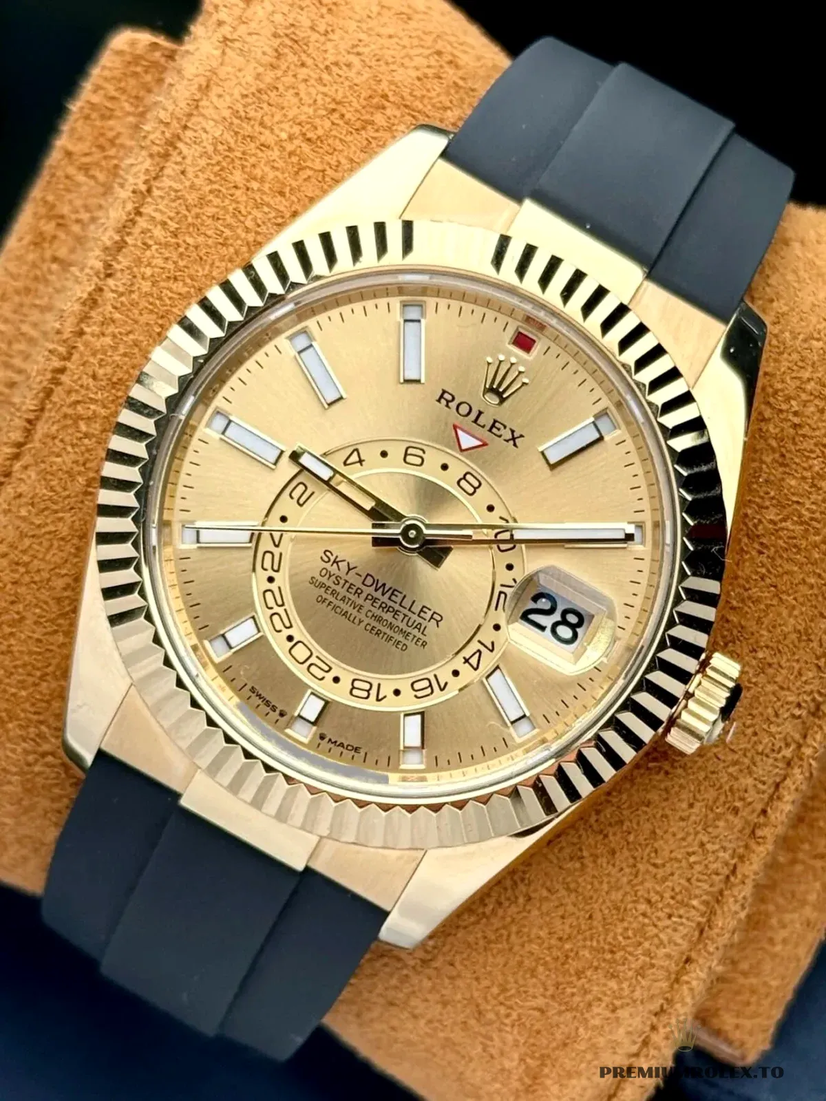 Replica Rolex Sky-Dweller 326238 42mm Champagne Dial - Image 7