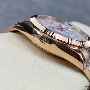 Sky-Dweller 336935 at angle showing annual calendar aperture detail