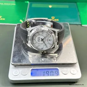 Side profile of the 336239 highlighting 42mm white gold-plated case and crown