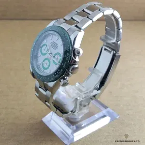 Daytona 116500 green Cerachrom bezel close-up showing tachymeter