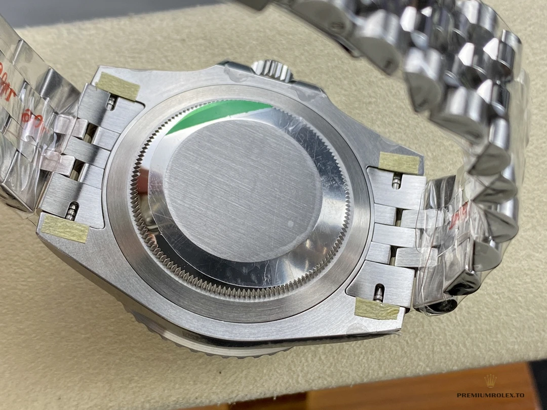 Replica Rolex GMT-Master II Bruce Wayne 126710GRNR Jubilee - Image 7