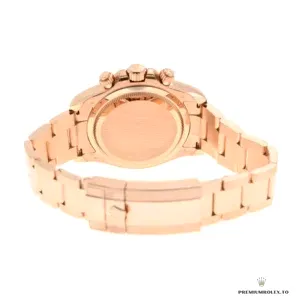Everose gold-plated Oyster bracelet links on the Daytona 126505