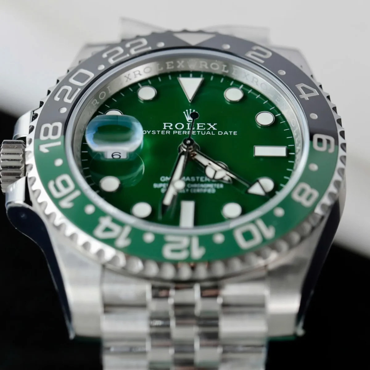 Replica Rolex GMT-Master II 40 mm 126729VTNR Jubilee “Absinthe” - Image 5