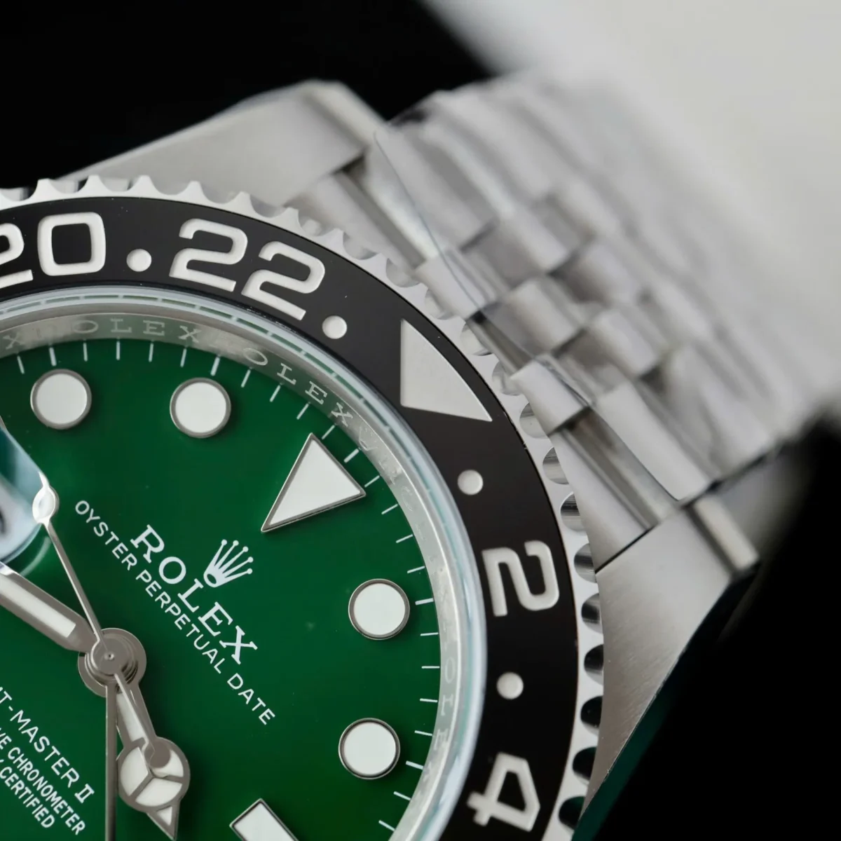 Replica Rolex GMT-Master II 40 mm 126729VTNR Jubilee “Absinthe” - Image 8