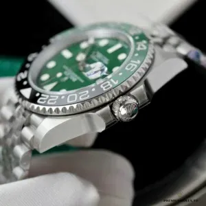 Caseback of the Rolex GMT-Master II 126729VTNR white gold