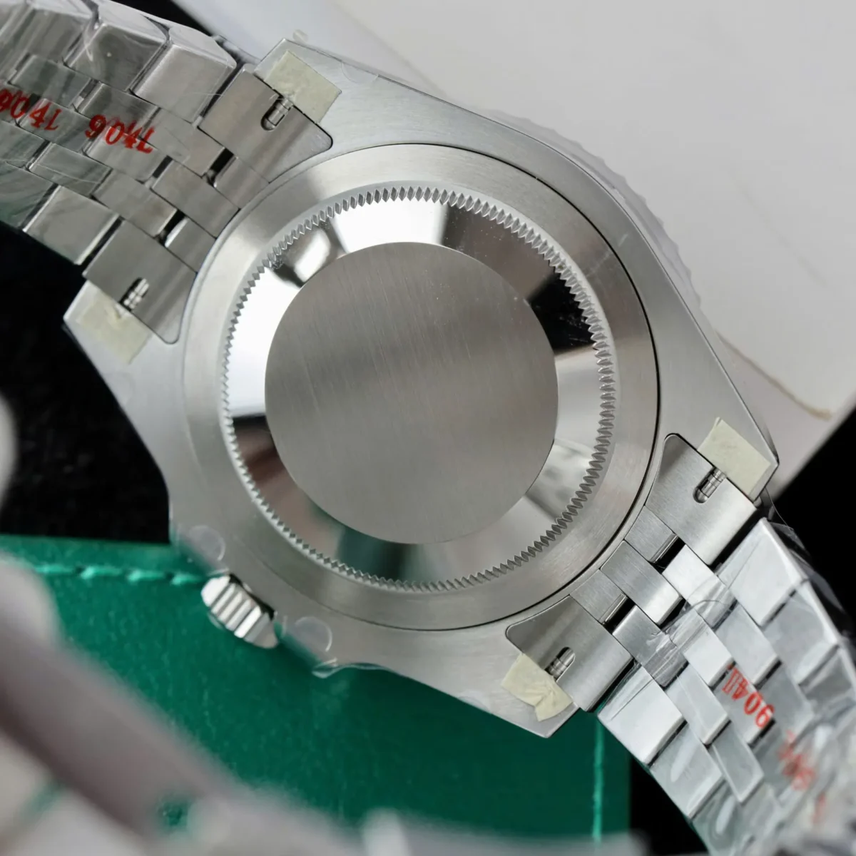 Replica Rolex GMT-Master II 40 mm 126729VTNR Jubilee “Absinthe” - Image 10