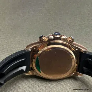 Side profile of the Everose gold Daytona 126515LN meteorite