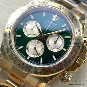Cerachrom green bezel with tachymeter scale detail on 126508