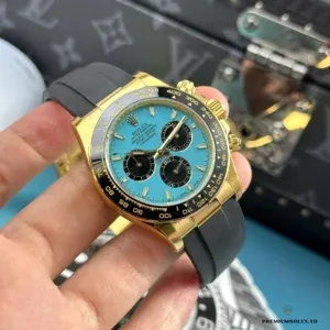 Caseback view of the Rolex Daytona 126518LN yellow gold model