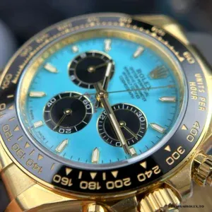 Crown and pushers on the Daytona 126518LN from case side angle