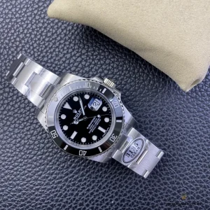 Crown guard and Triplock screw-down crown detail on the 116610LN