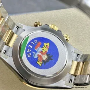 Daytona 116523 two-tone lug and case junction detail from the side