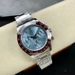 Crown and chronograph pushers on the 116506 platinum-tone steel case side