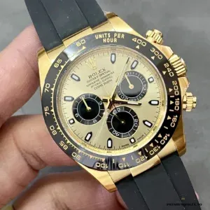 Wrist shot of the Rolex Daytona 116518LN gold on Oysterflex