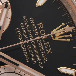 Wrist shot of the Rolex Daytona 126505 in Everose gold plating