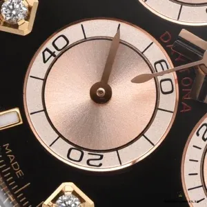 Crown and chronograph pushers on the Daytona 126505 case
