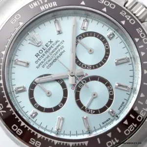 Daytona 126506 full bracelet stretch showing platinum-tone link construction