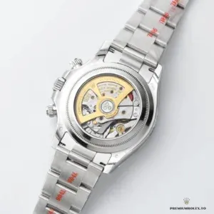 Hour marker luminescence detail on the Daytona 126506 ice blue dial