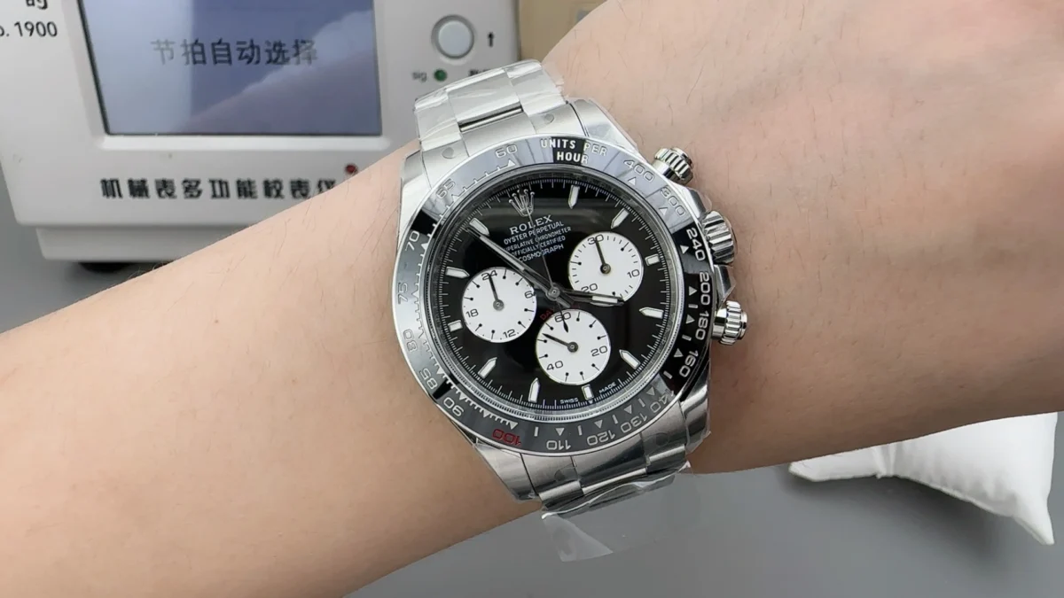 Replica Rolex Daytona Cosmograph M126529LN-0001 - Image 16