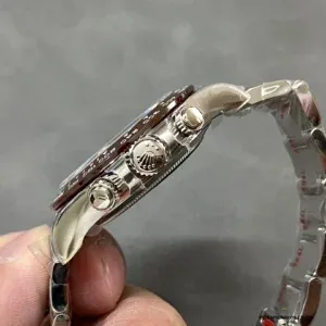 Brown Cerachrom bezel and tachymeter detail on the Arabic 116506