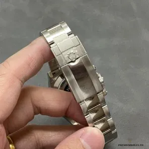 Daytona 116506 Middle East dial showing Arabic-indic hour numerals