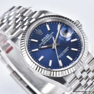 Jubilee bracelet five-piece links and concealed clasp on Datejust