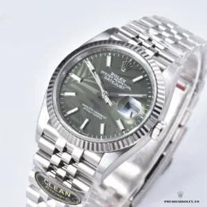 Crown and winding position on the Datejust 126234 mint variant
