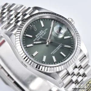 Datejust palm motif crown detail and case side angle