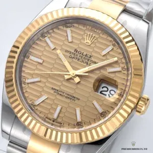 Crown and case side of the Datejust 126333 two-tone