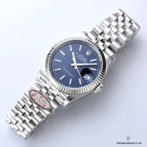 Wrist shot of the Rolex Datejust 126334 blue fluted on Jubilee