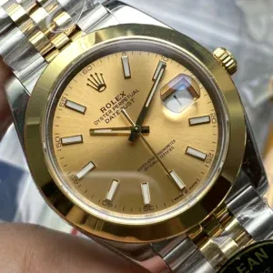 Caseback of the Datejust 126203 with Oystersteel screw-down construction